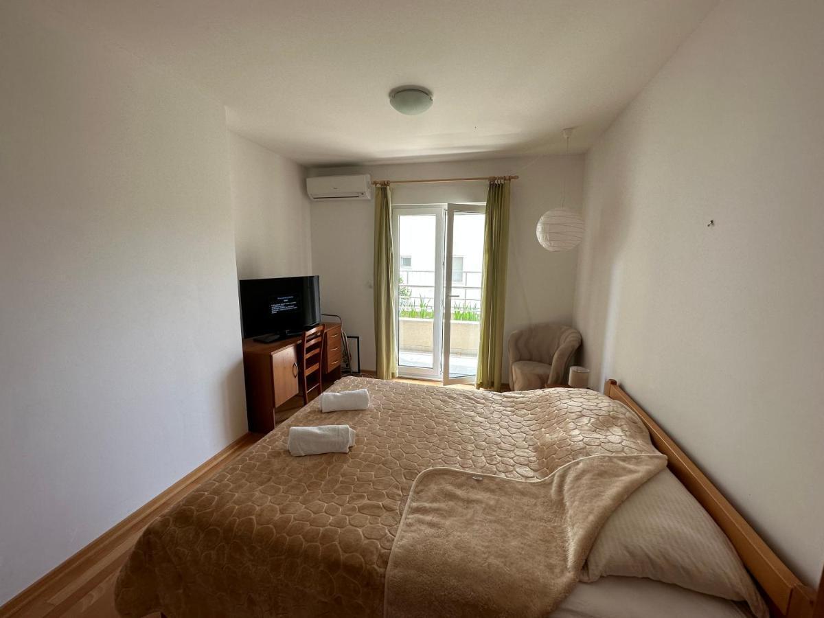 Aurora Luxury Apartment Трогир Екстериор снимка